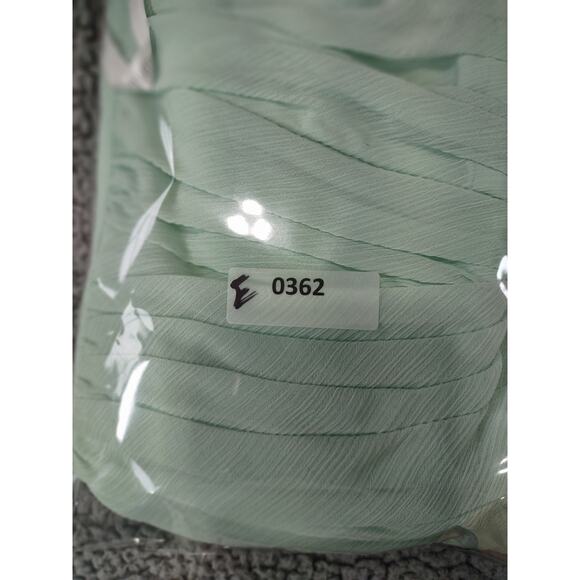 David's Bridal Dresses Short Crinkle Chiffon Dress Cascade Front strapless sz 8 - Picture 13 of 14